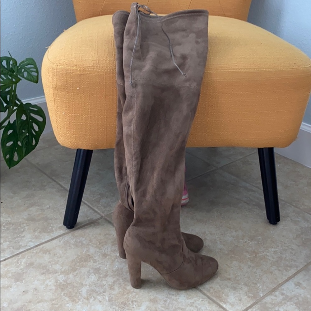Brown/tan over-the-knee heeled boots